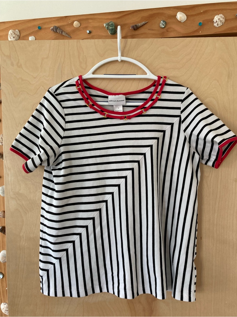 Alfred Dunner Black & White Striped Top with Red Trim Women’s Size Medium